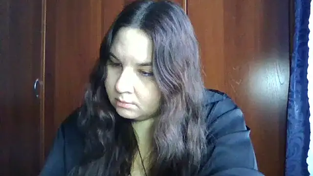 Snapshot of Vaessira chatting on November 2025 07:51:01 AM Vaessira online show from November 2025 07:51:01 AM