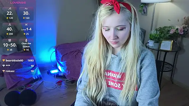 Milana Key online show from December 2025 10:09:01 AM