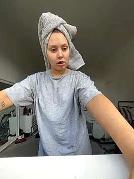 RoseMaee online show from October 2025 09:17:01 AM