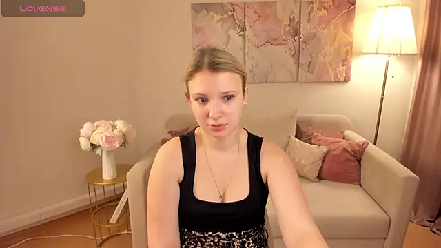 Snapshot of MilinaMorris chatting on April 2026 09:50:02 PM MilinaMorris online show from April 2026 09:50:02 PM