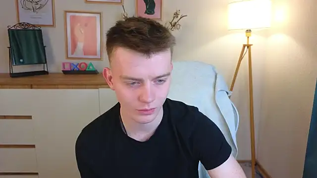 Snapshot of happy_de1mos chatting on October 2025 09:49:02 PM happy de1mos online show from October 2025 09:49:02 PM