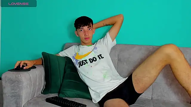 Snapshot of Maikol_Ortiz chatting on September 2025 12:26:01 PM Maikol Ortiz online show from September 2025 12:26:01 PM