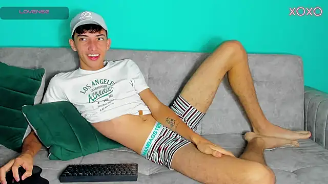 Snapshot of Maikol_Ortiz chatting on September 2025 12:40:02 PM Maikol Ortiz online show from September 2025 12:40:02 PM