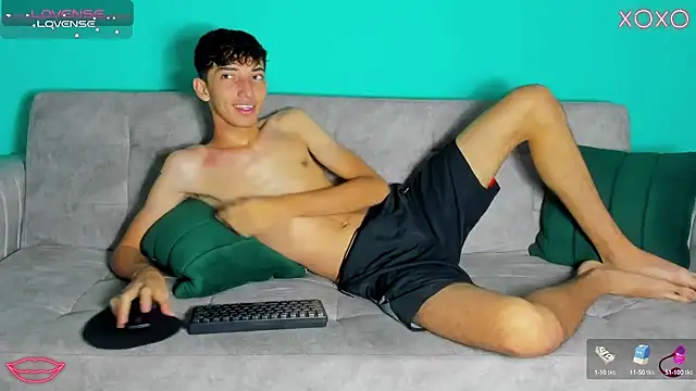 Snapshot of Maikol_Ortiz chatting on September 2025 12:43:01 PM Maikol Ortiz online show from September 2025 12:43:01 PM