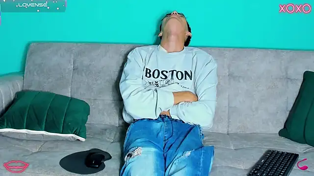 Snapshot of Maikol_Ortiz chatting on October 2025 12:36:01 PM Maikol Ortiz online show from October 2025 12:36:01 PM