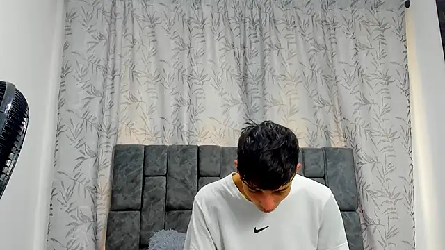 Snapshot of Maikol_Ortiz chatting on November 2025 12:42:01 PM Maikol Ortiz online show from November 2025 12:42:01 PM