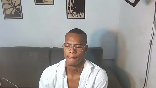 criss zuri online show from September 2025 11:25:01 AM