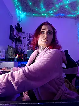 Snapshot of blazed_vixen chatting on February 2026 12:37:02 AM blazed vixen online show from February 2026 12:37:02 AM