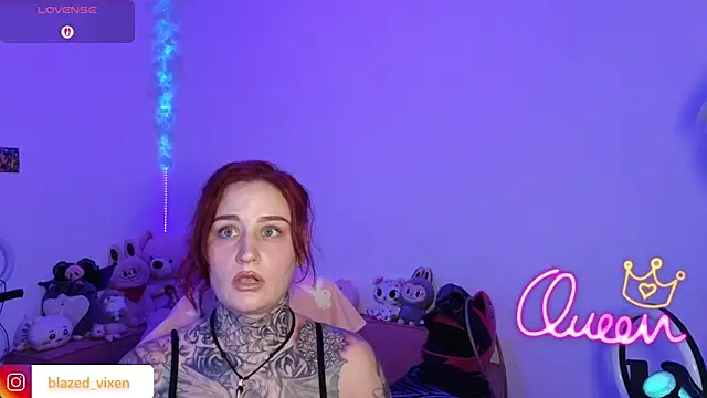 Snapshot of blazed_vixen chatting on February 2026 12:12:01 AM blazed vixen online show from February 2026 12:12:01 AM