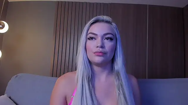 milaowens online show from January 2025 03:18:02 PM