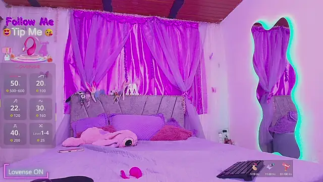 MeganRouss74 online show from October 2025 11:53:02 AM