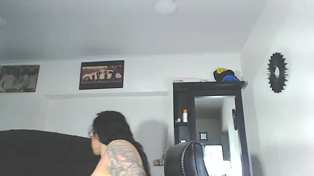 Snapshot of Vicky_hotmilf chatting on September 2025 11:03:01 AM Vicky hotmilf online show from September 2025 11:03:01 AM