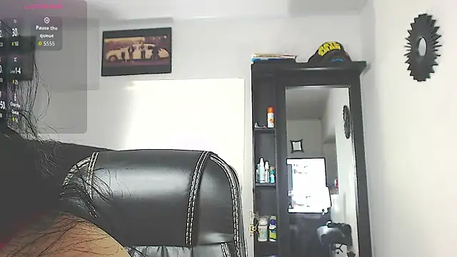 Snapshot of Vicky_hotmilf chatting on January 2026 09:15:02 AM Vicky hotmilf online show from January 2026 09:15:02 AM