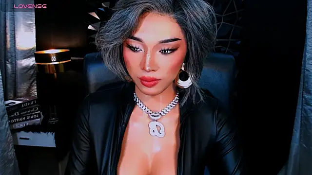 Snapshot of xUrGoddess_Bellax chatting on September 2025 08:08:01 AM xUrGoddess Bellax online show from September 2025 08:08:01 AM