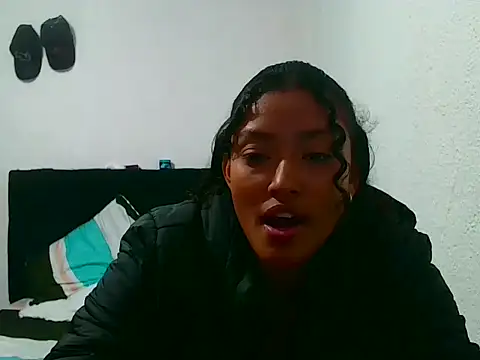 Snapshot of WILD_MULAN chatting on October 2025 11:26:02 PM WILD MULAN online show from October 2025 11:26:02 PM