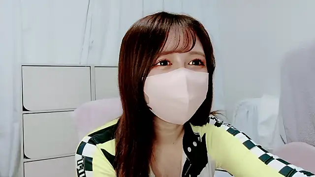 Snapshot of Hanachan_Gcup_ chatting on October 2025 11:51:02 AM Hanachan Gcup online show from October 2025 11:51:02 AM