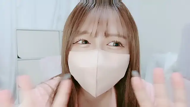 Snapshot of Hanachan_Gcup_ chatting on October 2025 08:15:02 AM Hanachan Gcup online show from October 2025 08:15:02 AM