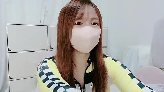 Snapshot of Hanachan_Gcup_ chatting on October 2025 11:33:02 AM Hanachan Gcup online show from October 2025 11:33:02 AM