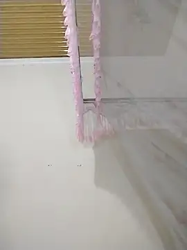 Helen69x online show from November 2025 02:15:01 PM