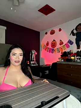 Snapshot of MyHoneyFrida chatting on October 2025 03:58:02 AM MyHoneyFrida online show from October 2025 03:58:02 AM