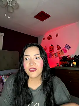 Snapshot of MyHoneyFrida chatting on October 2025 04:05:01 AM MyHoneyFrida online show from October 2025 04:05:01 AM