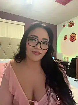 Snapshot of MyHoneyFrida chatting on November 2025 03:18:02 AM MyHoneyFrida online show from November 2025 03:18:02 AM