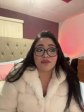 Snapshot of MyHoneyFrida chatting on November 2025 04:23:02 AM MyHoneyFrida online show from November 2025 04:23:02 AM