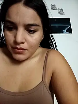 Snapshot of chloe_90 chatting on October 2025 11:27:01 PM chloe 90 online show from October 2025 11:27:01 PM