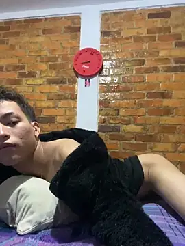 Snapshot of Thiago_blsd chatting on October 2025 07:06:02 AM Thiago blsd online show from October 2025 07:06:02 AM