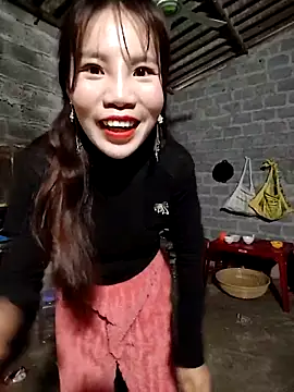 Tin tanny online show from December 2025 12:18:01 AM