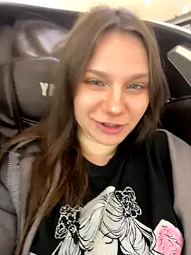 MiniVi online show from September 2025 04:45:02 AM