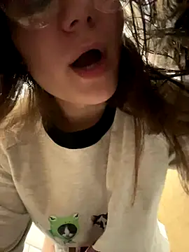 MiniVi online show from September 2025 05:09:01 AM