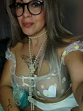 Gatithaaa online show from October 2025 01:56:01 AM