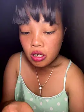 Snapshot of delwyn- chatting on September 2025 04:29:01 PM delwyn- online show from September 2025 04:29:01 PM