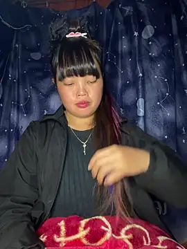 Snapshot of delwyn- chatting on October 2025 03:47:02 PM delwyn- online show from October 2025 03:47:02 PM