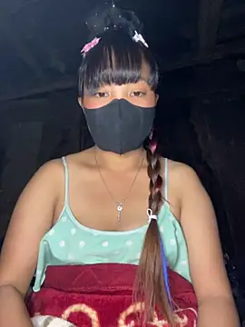 Snapshot of delwyn- chatting on November 2025 03:46:01 PM delwyn- online show from November 2025 03:46:01 PM