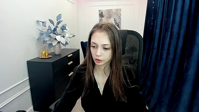 EmilyGraydis online show from November 2025 04:22:01 AM