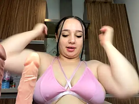curvybombb online show from November 2025 07:30:01 AM