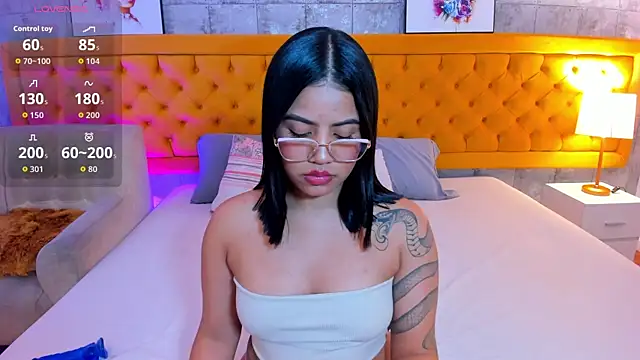 LiilithNova online show from February 2026 04:44:01 AM