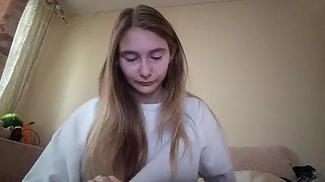 Nymera flare online show from September 2025 05:53:02 AM