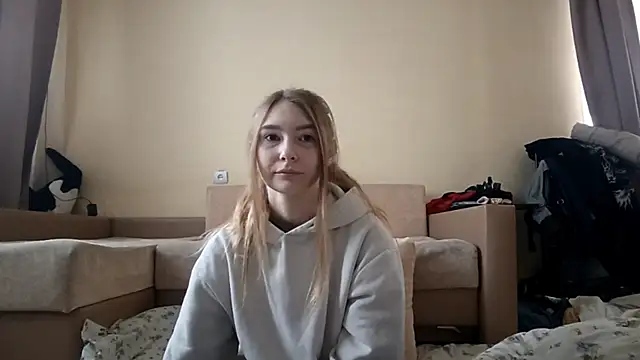 Nymera flare online show from November 2025 06:47:02 AM