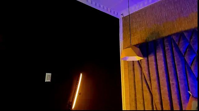 Snapshot of Boss_Domiinator chatting on October 2025 03:40:01 AM Boss Domiinator online show from October 2025 03:40:01 AM