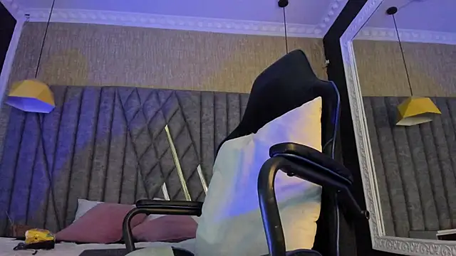 Snapshot of Boss_Domiinator chatting on November 2025 03:38:01 AM Boss Domiinator online show from November 2025 03:38:01 AM