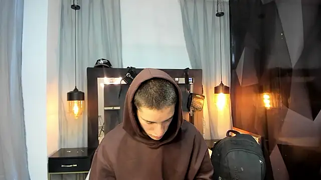 HunterHeat  online show from January 2026 11:25:01 AM