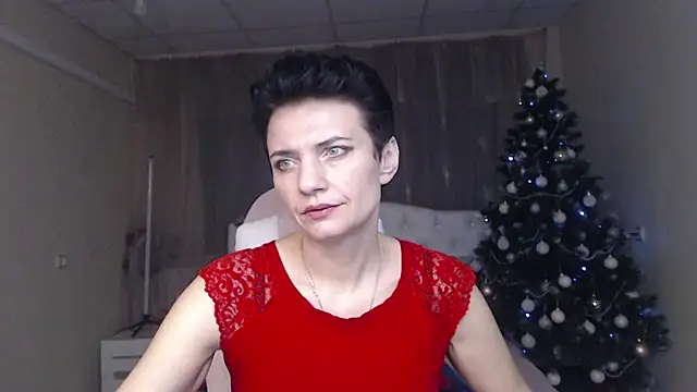 AvaSaturnian online show from January 2026 01:35:02 PM