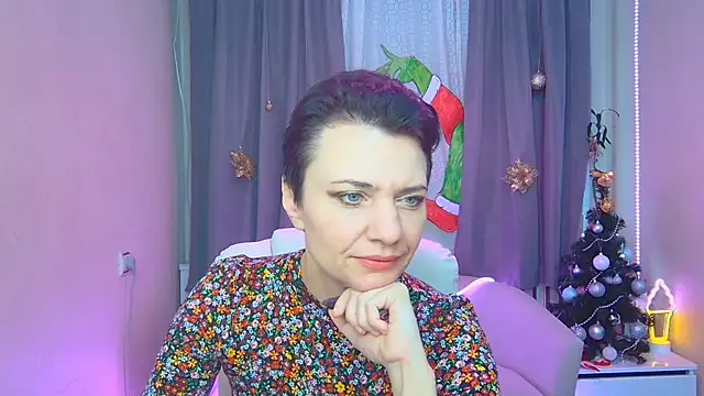 AvaSaturnian online show from January 2026 08:19:02 AM