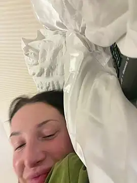 Remirosee online show from February 2026 10:15:01 PM