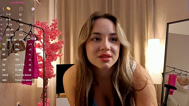 Pony Claid online show from October 2025 09:24:01 PM