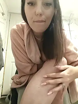 Sakura 2000 online show from September 2025 09:08:02 PM