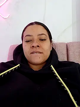 SophieCurves online show from November 2025 11:47:02 PM